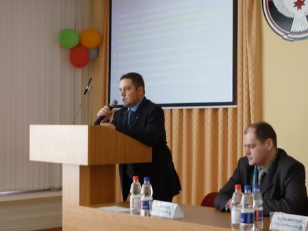 Денис Балакин - технический директор ЗАО ГК «Пенетрон-Россия» (г. Екатеринбург) вместе со своим коллегой Алексеем Загоскиным - директором по развитию ООО «Аспект» (г. Ижевск).